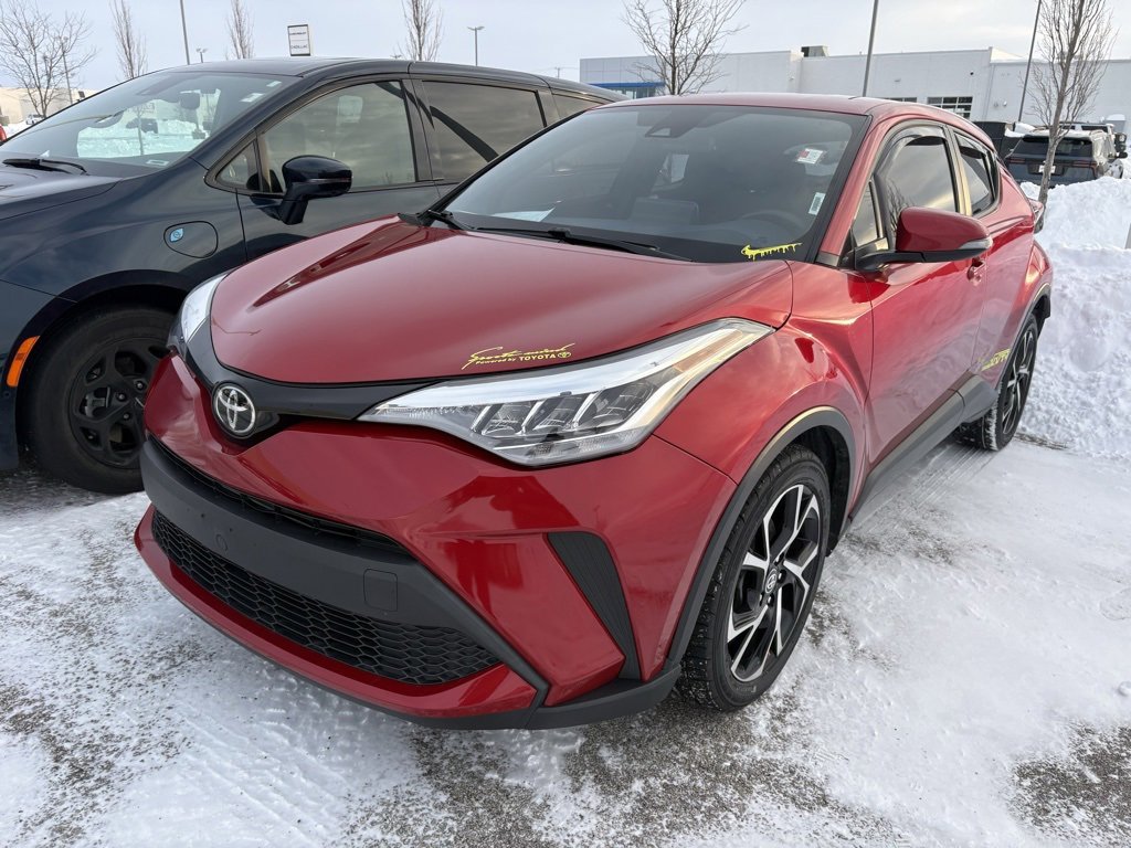 Used 2021 Toyota C-HR XLE image 7