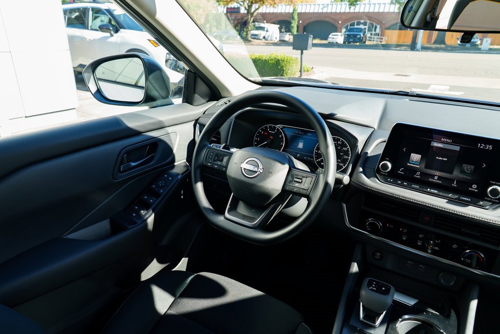 New 2026 Nissan Rogue S image 10