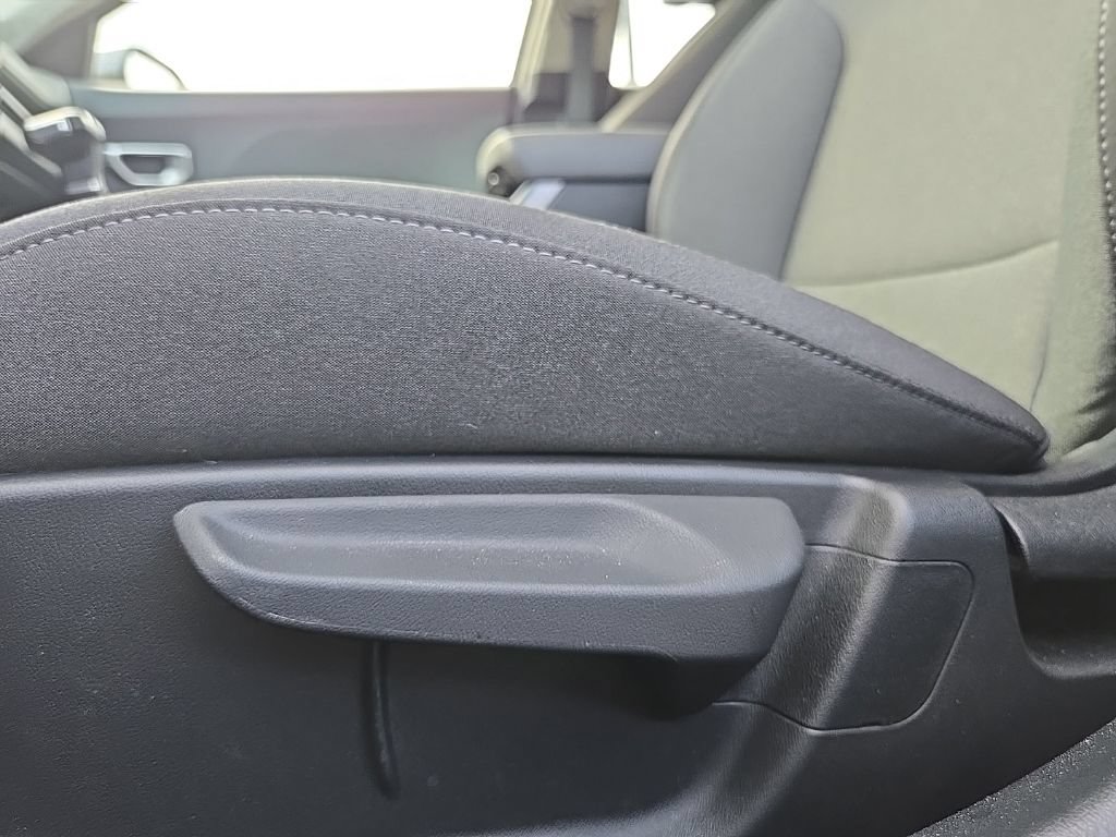 Certified 2025 Kia K4 FWD image 28