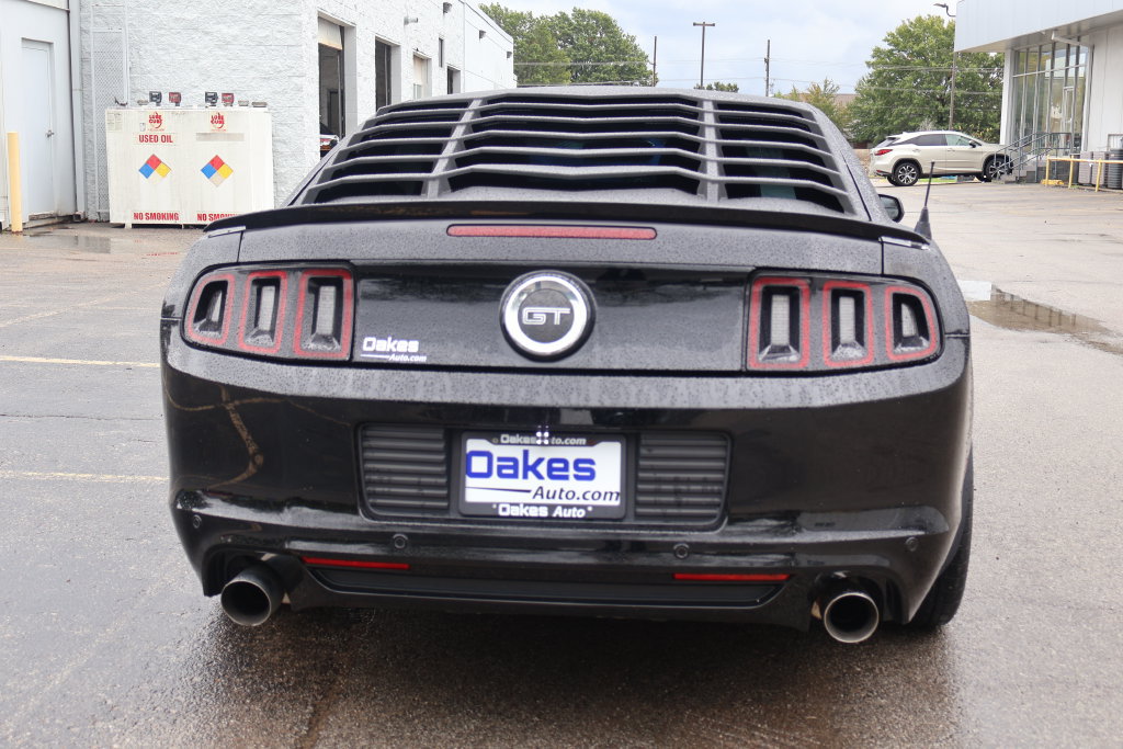Used 2013 Ford Mustang GT Premium w/ Brembo Brake Pkg RWD image 6