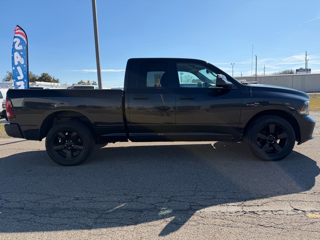 Used 2015 RAM 1500 Express w/ Black Ram 1500 Express Group AWD/4WD image 19