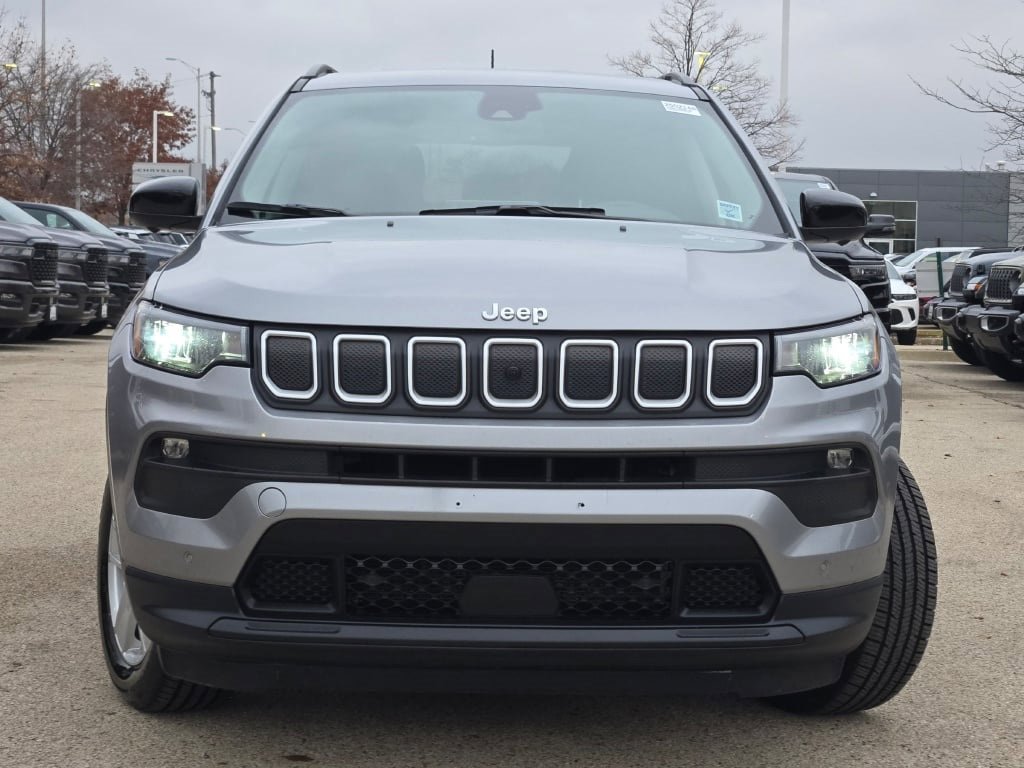 Used 2022 Jeep Compass Latitude w/ Convenience Group image 4