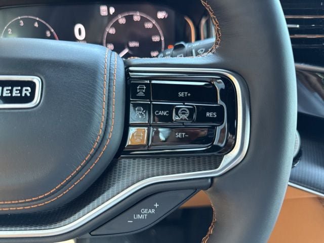 New 2026 Jeep Grand Wagoneer Summit AWD/4WD image 15