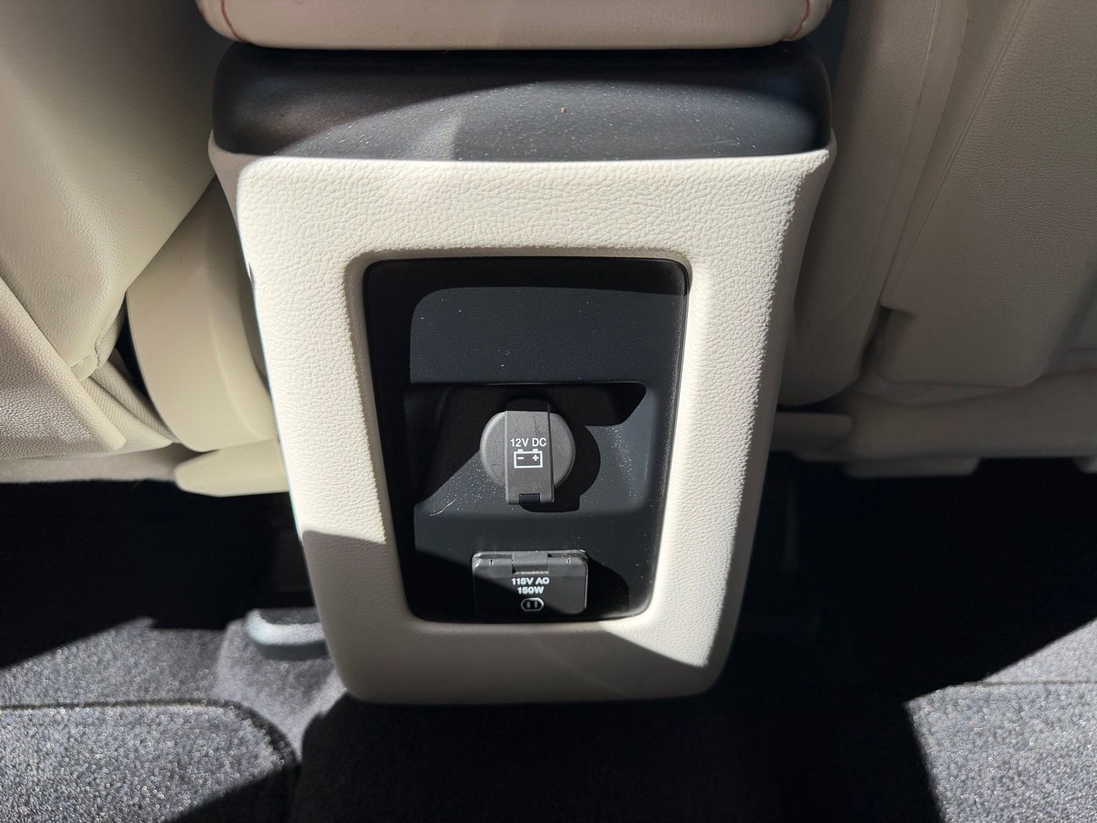 Used 2013 Dodge Journey Crew w/ Navigation & Sound Group I image 27