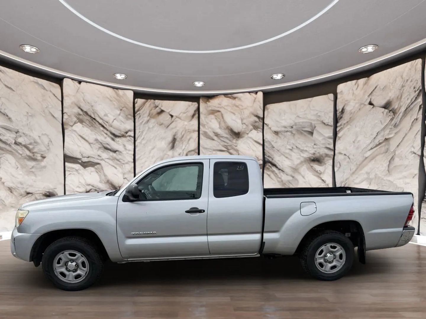 Used 2013 Toyota Tacoma 2WD Access Cab w/ SR5 Pkg image 5