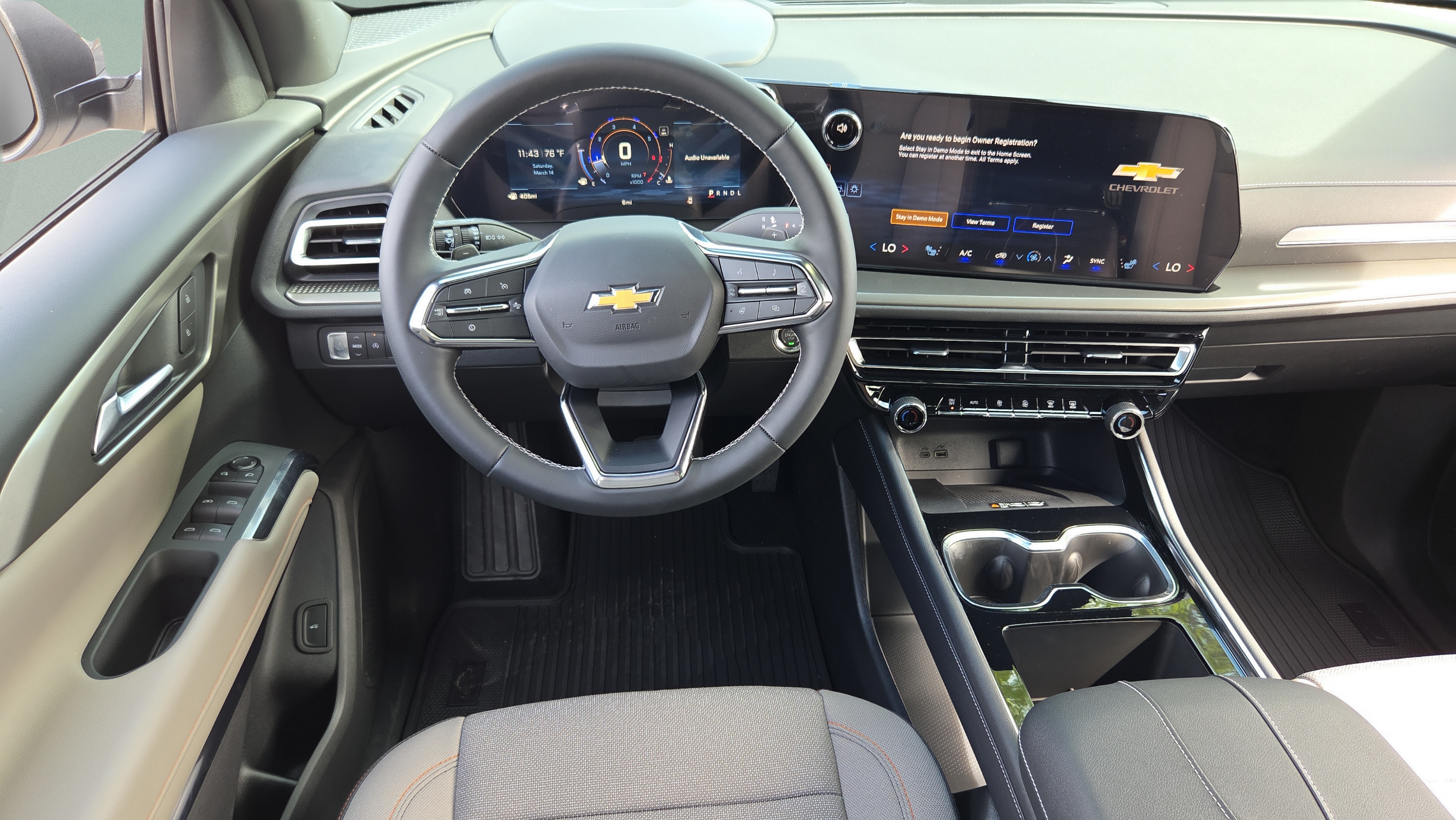 New 2026 Chevrolet Traverse LT w/ Driver Confidence Package FWD image 22