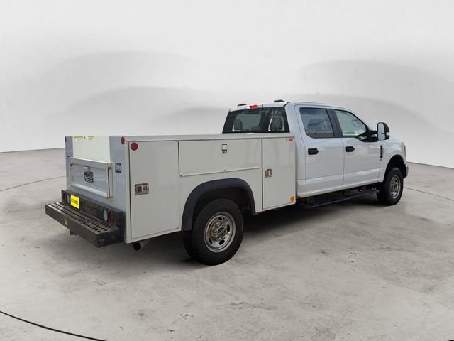 Used 2022 Ford F250 XL w/ Power Equipment Group image 5