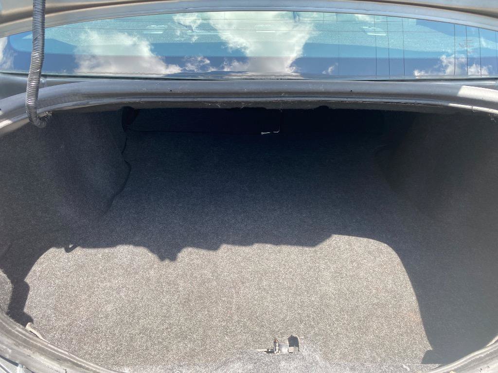 Used 2013 Dodge Avenger SE FWD image 18
