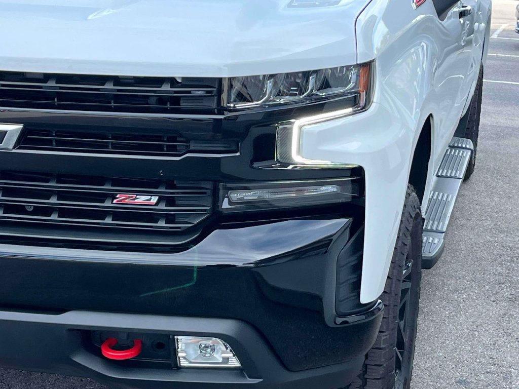 Certified 2022 Chevrolet Silverado 1500 LT Trail Boss w/ LPO, Dark Essentials Package AWD/4WD image 9