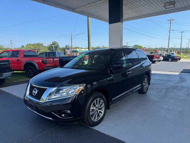 Used 2013 Nissan Pathfinder SV AWD/4WD image 7