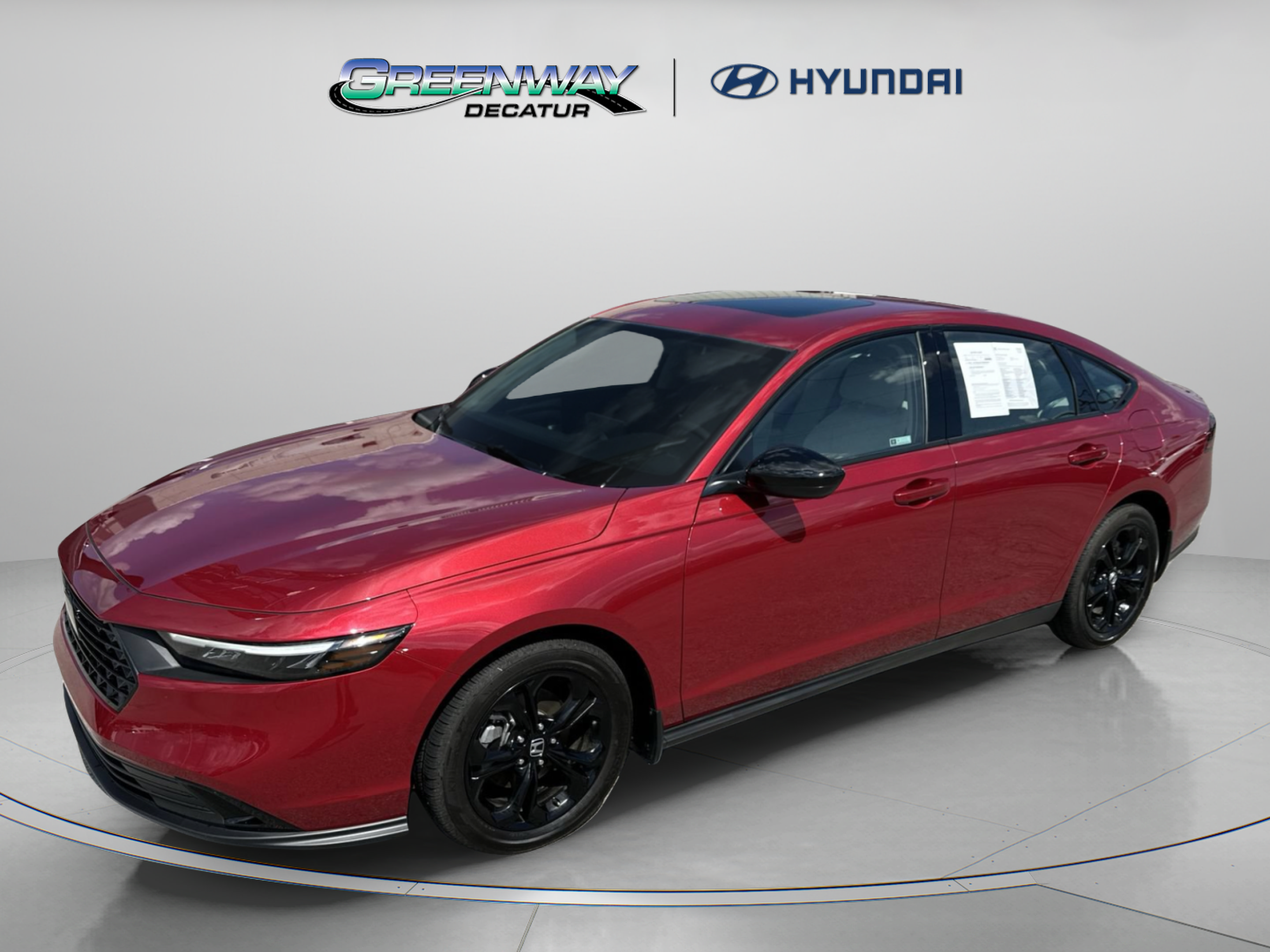 Used 2025 Honda Accord SE image 4