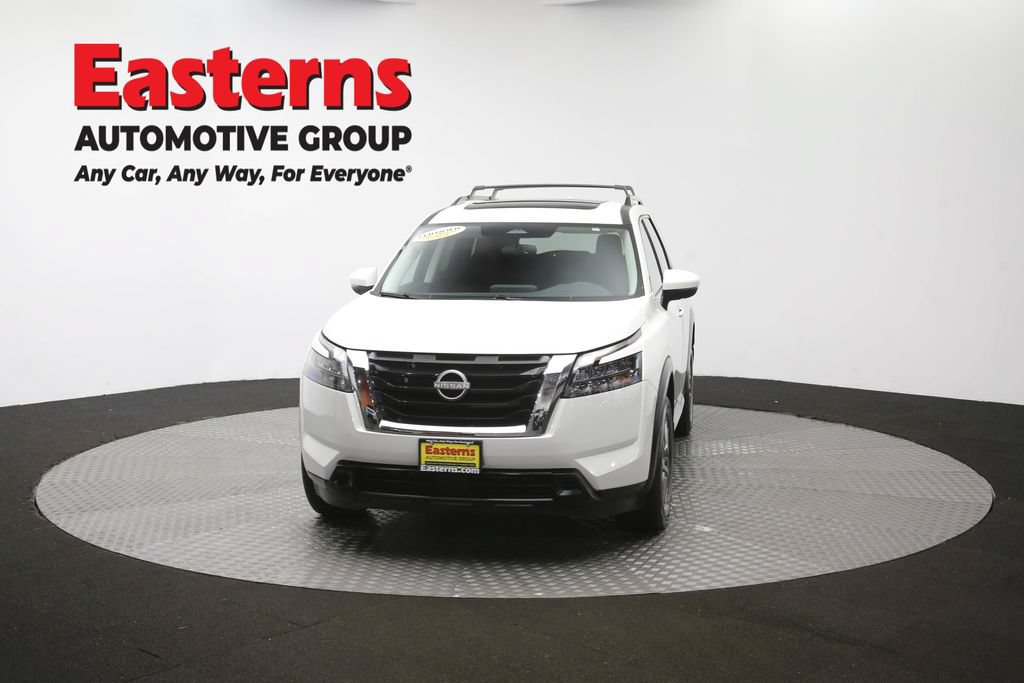 Used 2024 Nissan Pathfinder SV w/ SV Premium Package AWD/4WD image 58