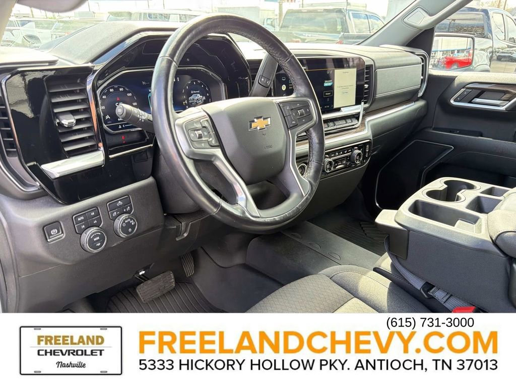 Used 2022 Chevrolet Silverado 1500 LT image 26