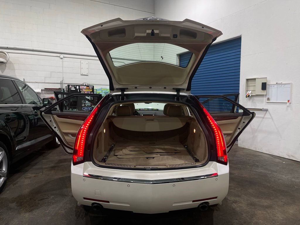 Used 2013 Cadillac CTS Premium AWD/4WD image 10