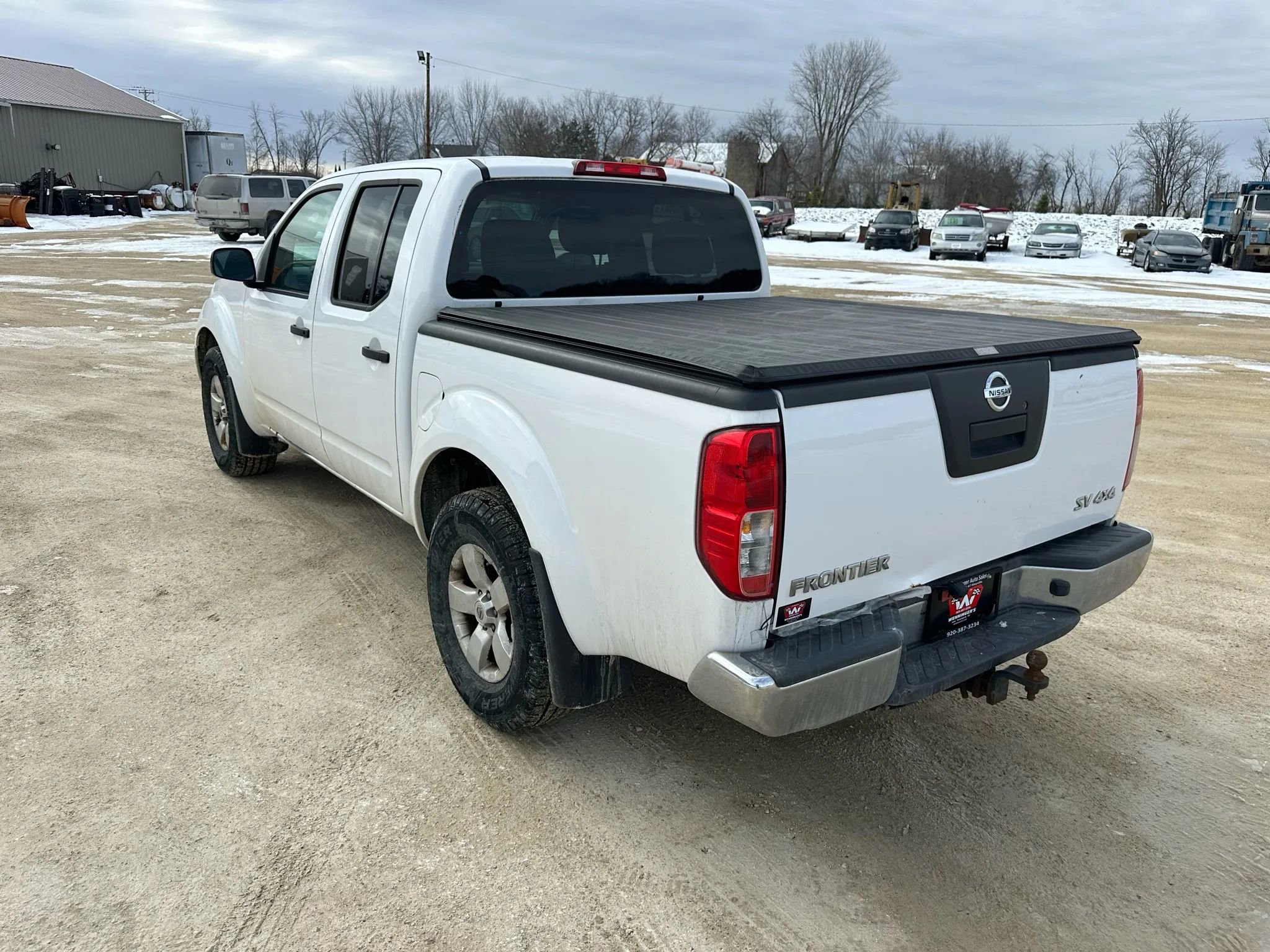 Used 2011 Nissan Frontier SV w/ SV Premium Utility Pkg image 2