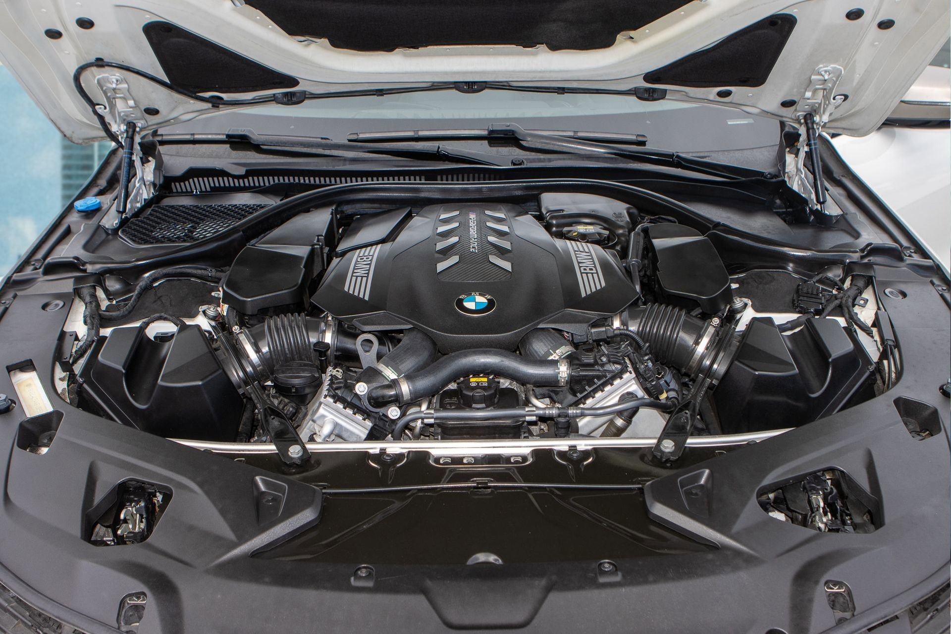 Used 2019 BMW M850i xDrive Coupe image 30