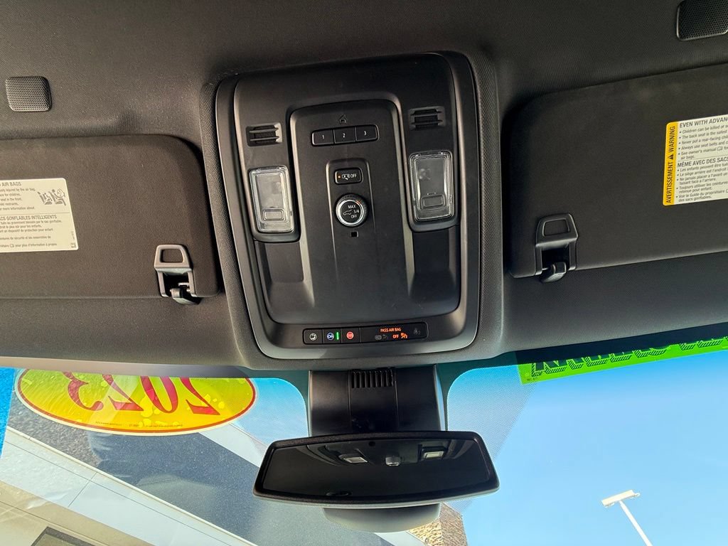 Used 2023 Chevrolet Tahoe LT AWD/4WD image 34
