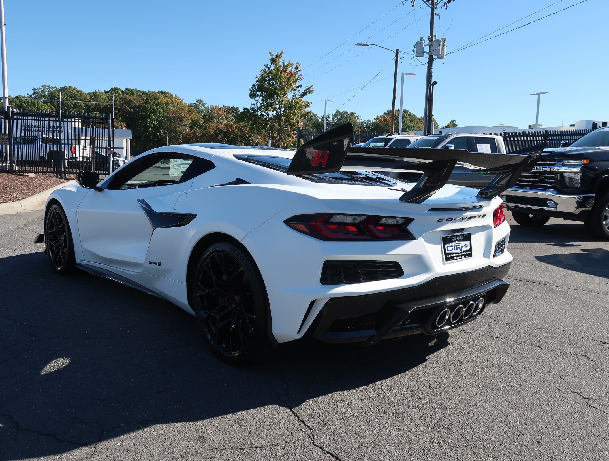 Used 2026 Chevrolet Corvette ZR1 w/ ZR1 Carbon Fiber Aero Package RWD image 8