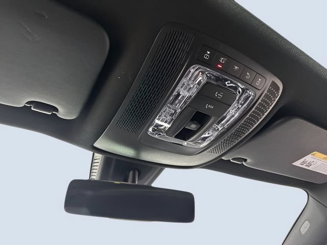Used 2023 Mercedes-Benz GLB 250 4MATIC image 25