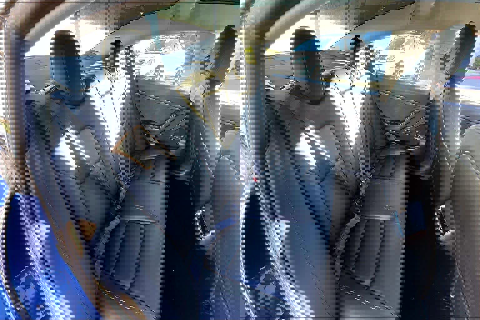 Used 2020 Tesla Model 3 Standard Range image 19