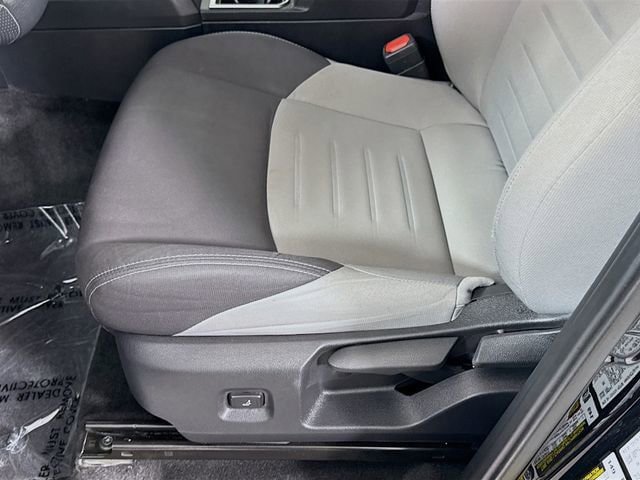 Certified 2025 Toyota Tacoma TRD Off-Road AWD/4WD image 20