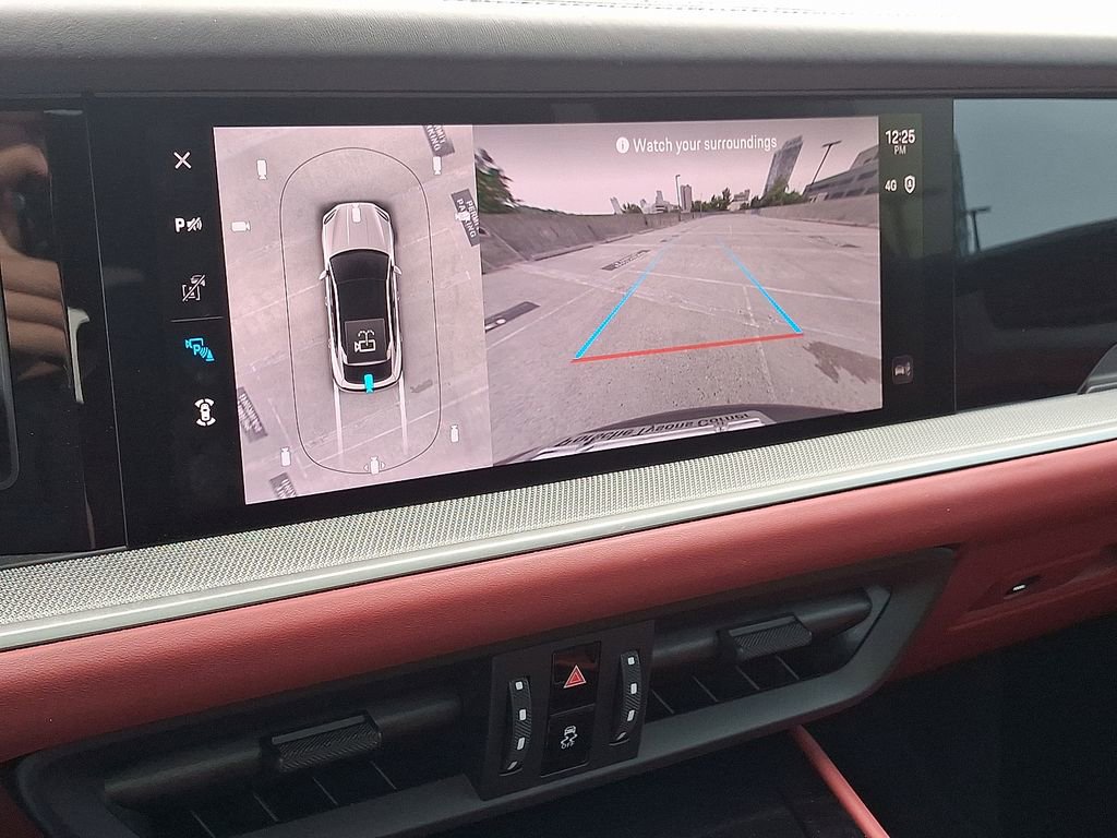 Used 2024 Porsche Cayenne S image 20