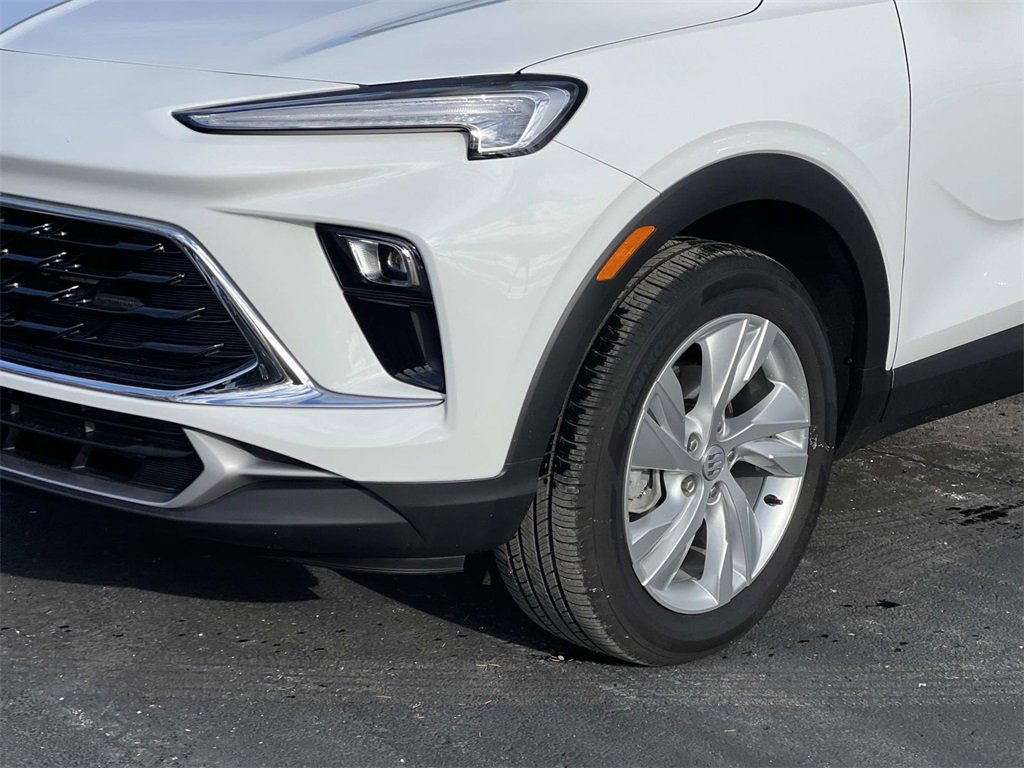 Certified 2024 Buick Encore GX Preferred image 8