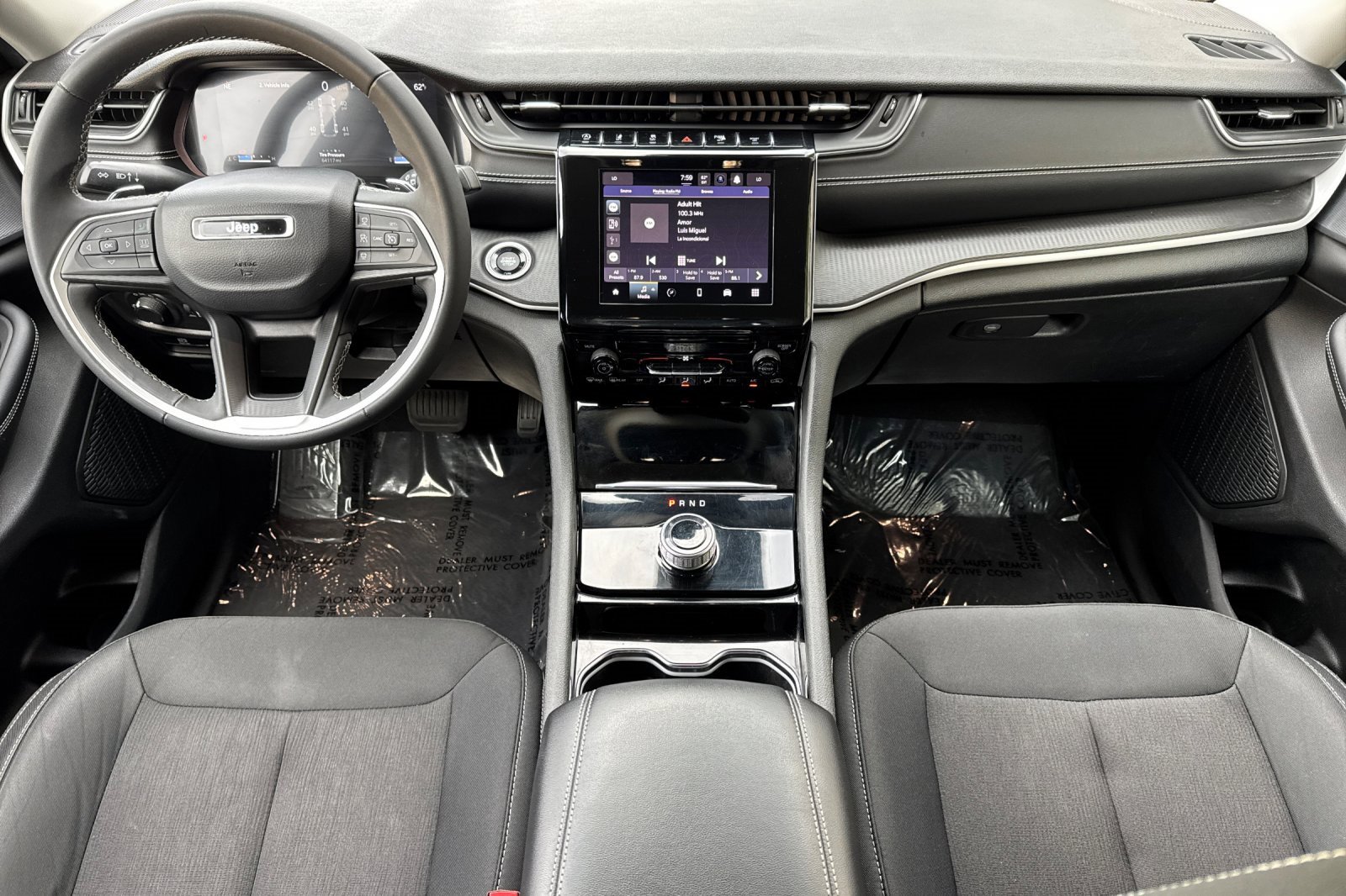 Used 2023 Jeep Grand Cherokee Laredo image 15