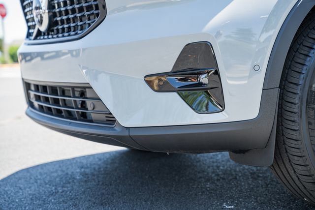 New 2026 Volvo XC40 B5 Plus w/ Protection Package Premier AWD/4WD image 15