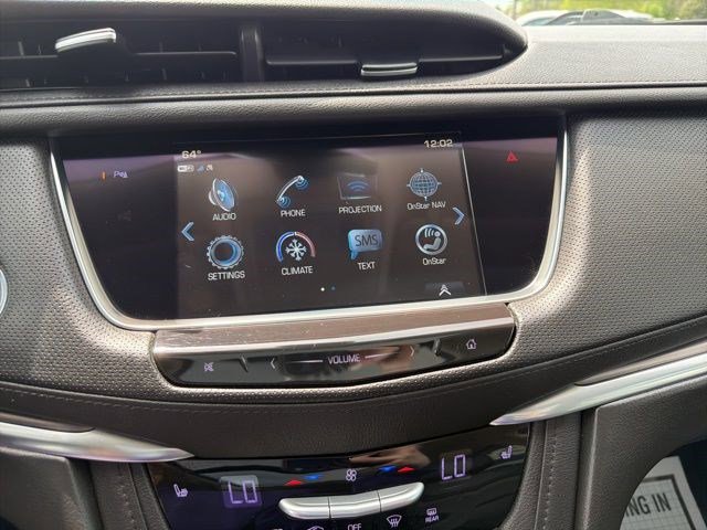Used 2018 Cadillac XT5 Luxury w/ Driver Awareness Package AWD/4WD image 29
