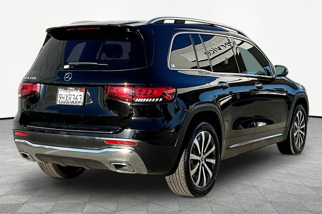 Used 2023 Mercedes-Benz GLB 250 image 6