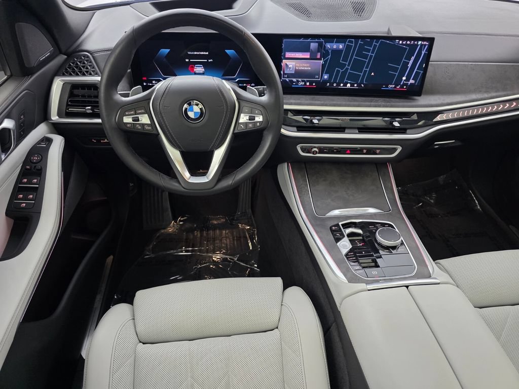 Certified 2024 BMW X5 xDrive40i w/ Premium Package AWD/4WD image 13