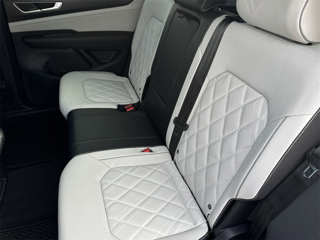 New 2025 Volkswagen Atlas Cross Sport SEL Premium R-Line image 35