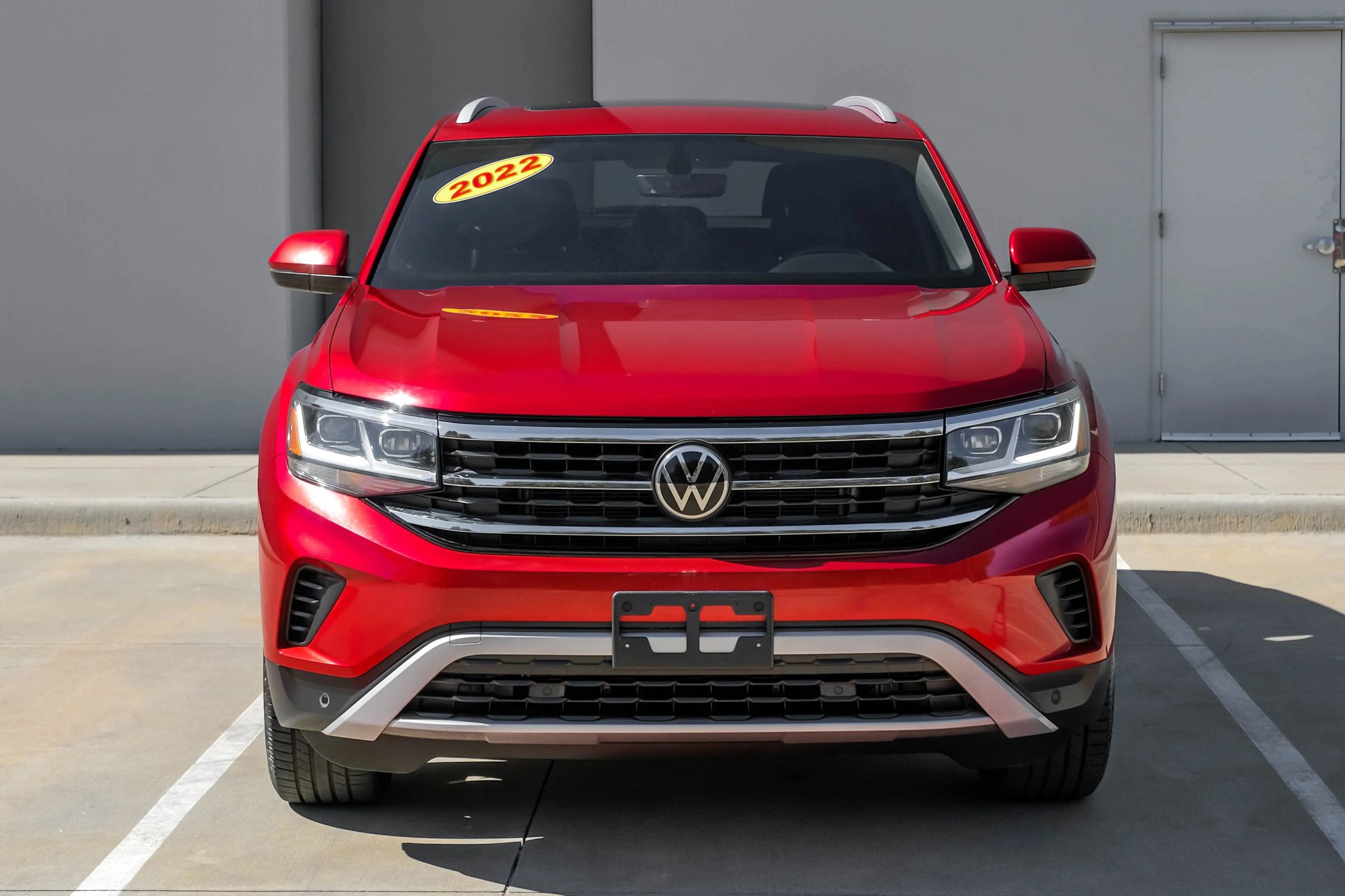 Used 2022 Volkswagen Atlas Cross Sport SE w/ Panoramic Sunroof Package image 10