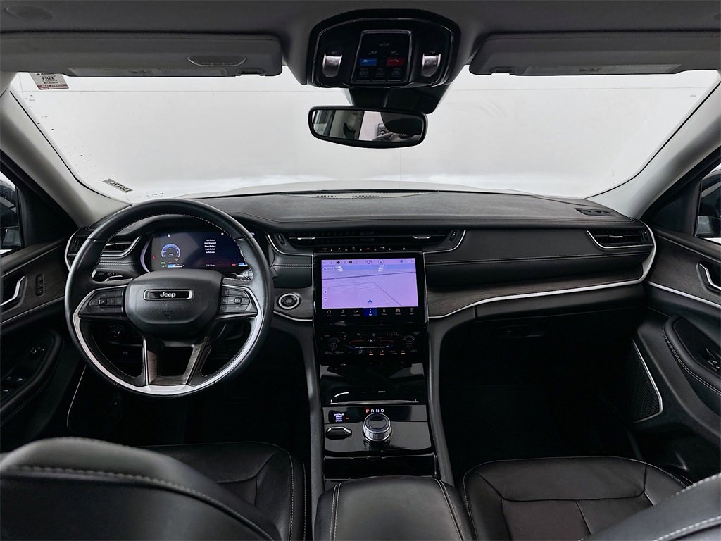 Used 2022 Jeep Grand Cherokee Limited image 22