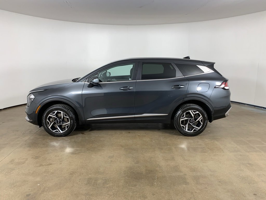 Used 2023 Kia Sportage LX image 17