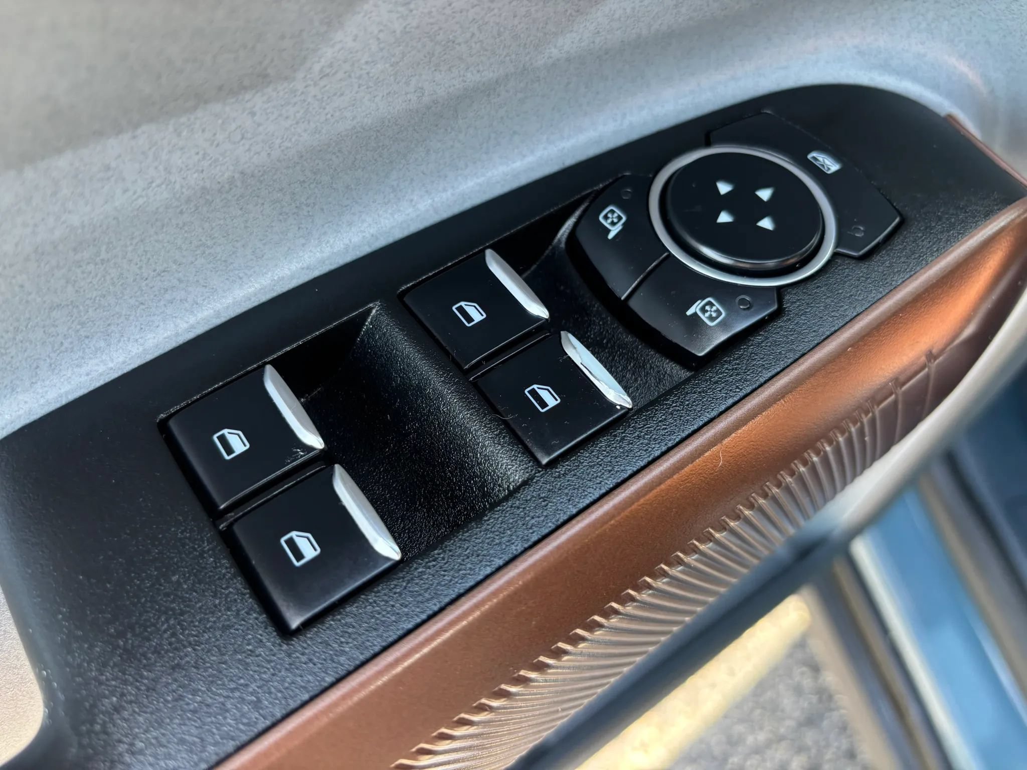 Used 2023 Ford Maverick Lariat w/ Lariat Luxury Package FWD image 49