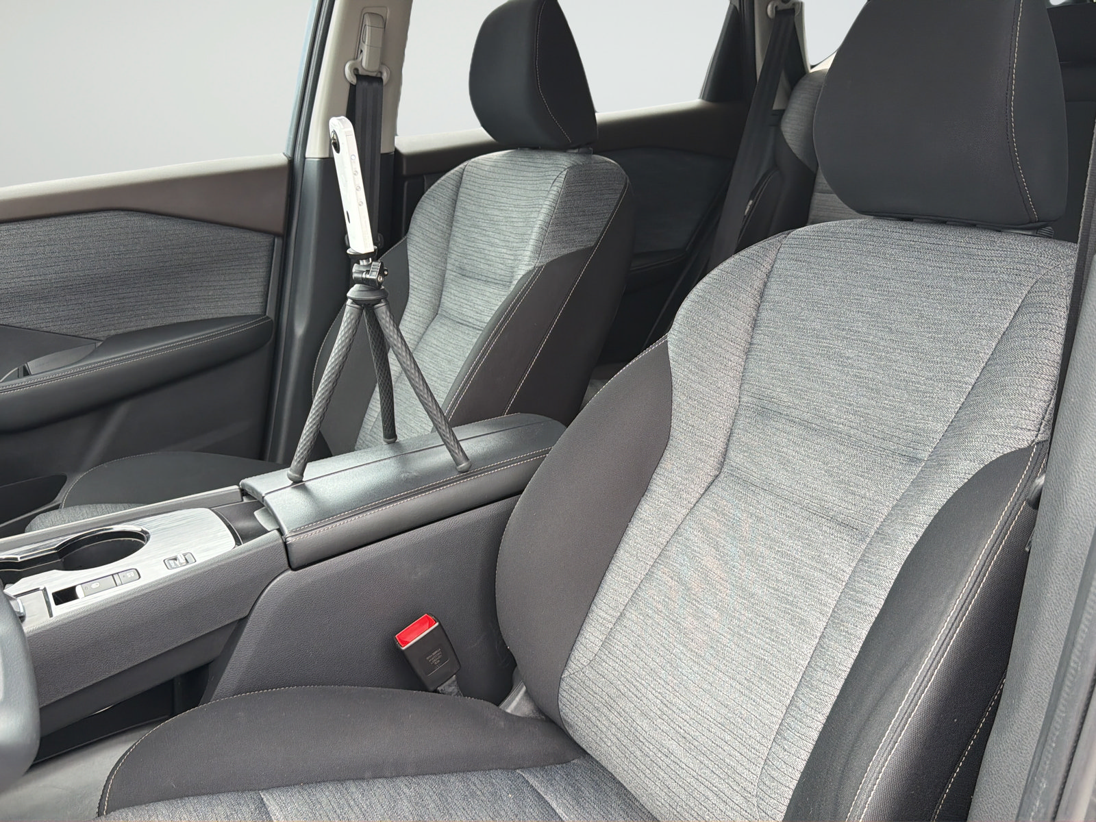 Used 2021 Nissan Rogue SV FWD image 33