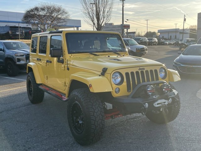 Used 2015 Jeep Wrangler Unlimited Sahara image 2