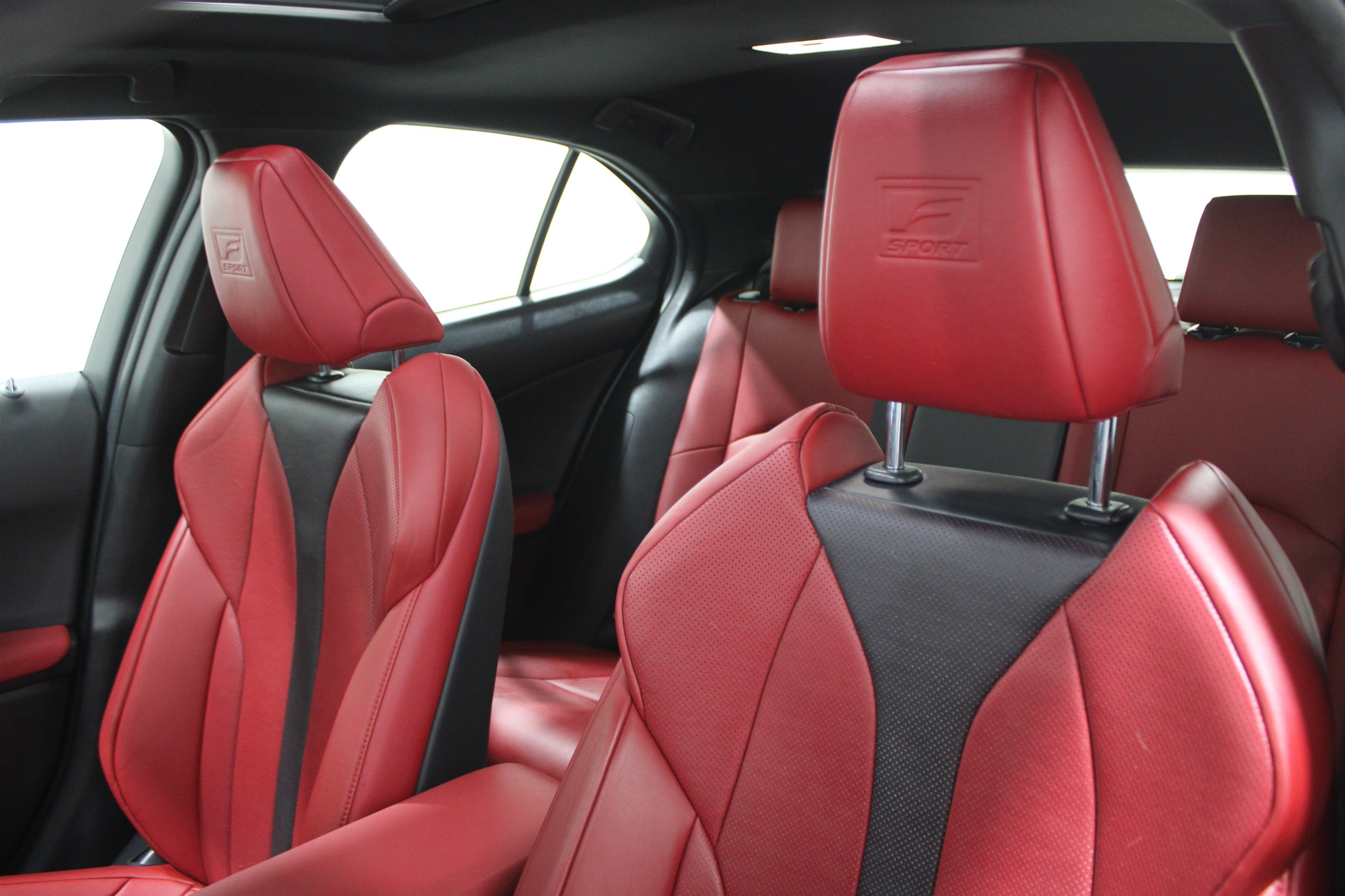 Used 2024 Lexus UX 250h F Sport image 5