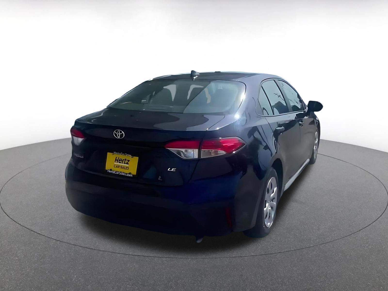 Used 2025 Toyota Corolla LE FWD image 15