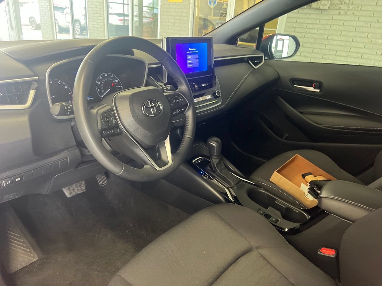 Used 2024 Toyota Corolla SE FWD image 8