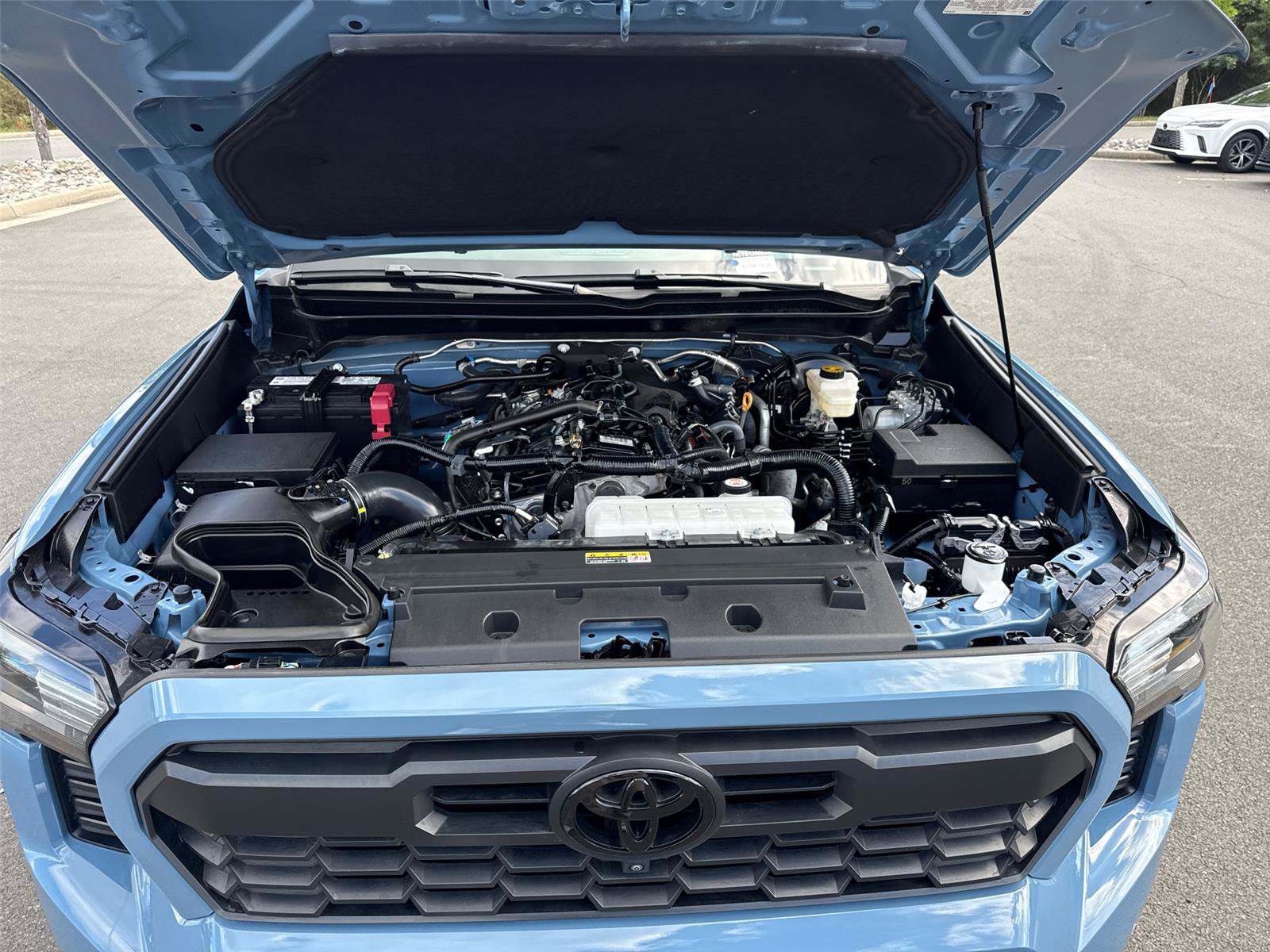 Used 2026 Toyota Tacoma TRD Sport w/ TRD Sport Premium Package AWD/4WD image 32
