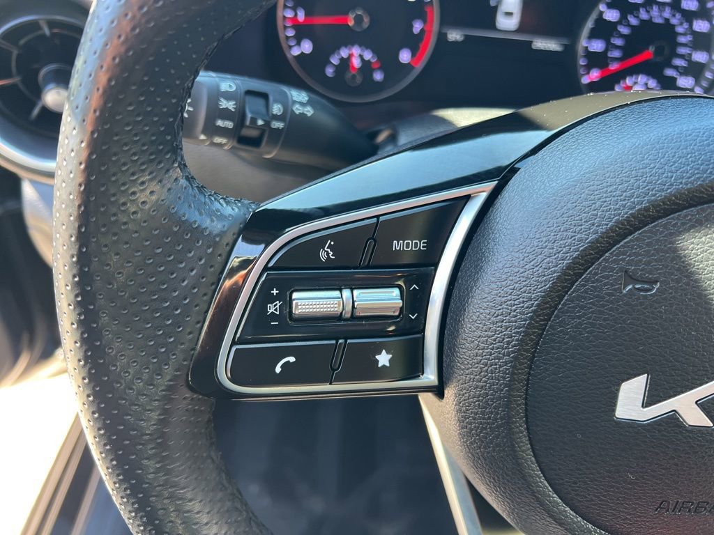 Certified 2023 Kia Forte GT-Line image 14