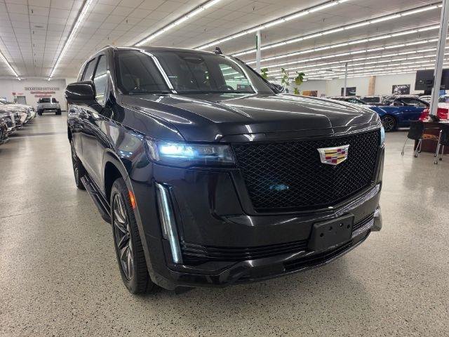 Used 2023 Cadillac Escalade Sport AWD/4WD image 4