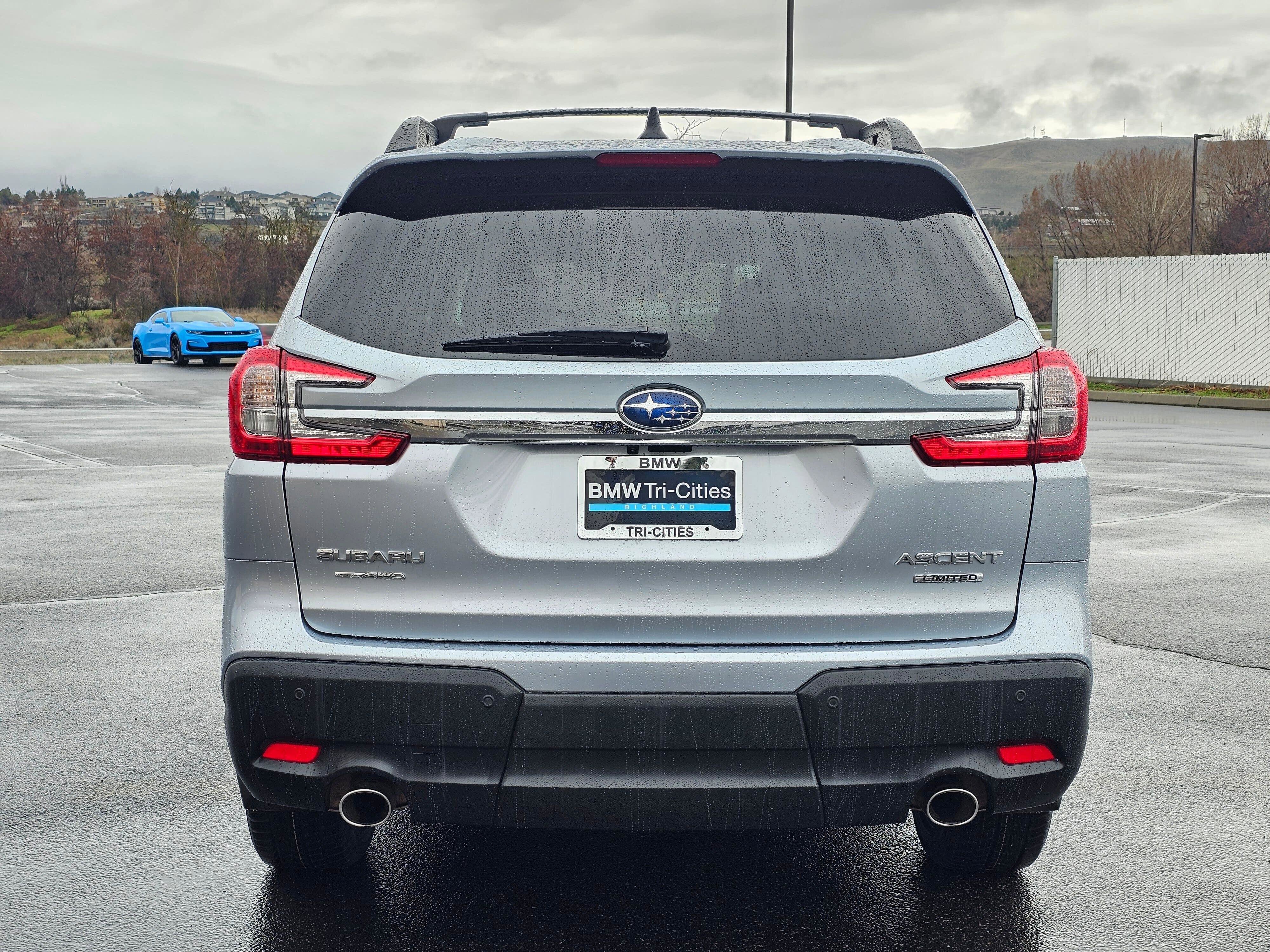 Used 2023 Subaru Ascent Limited w/ Technology Package image 5