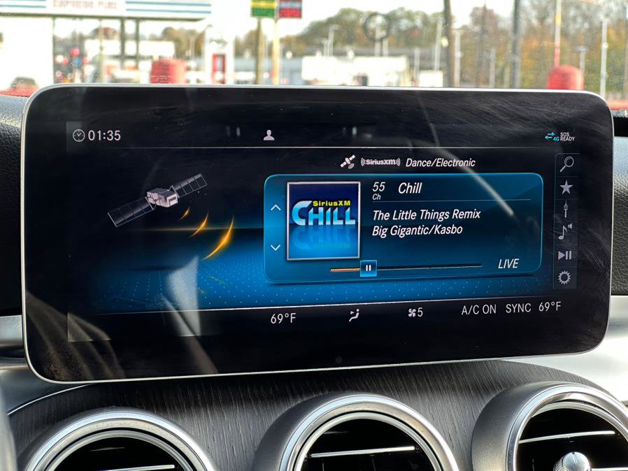 Used 2020 Mercedes-Benz C 300 C 300 4MATIC Sedan image 37