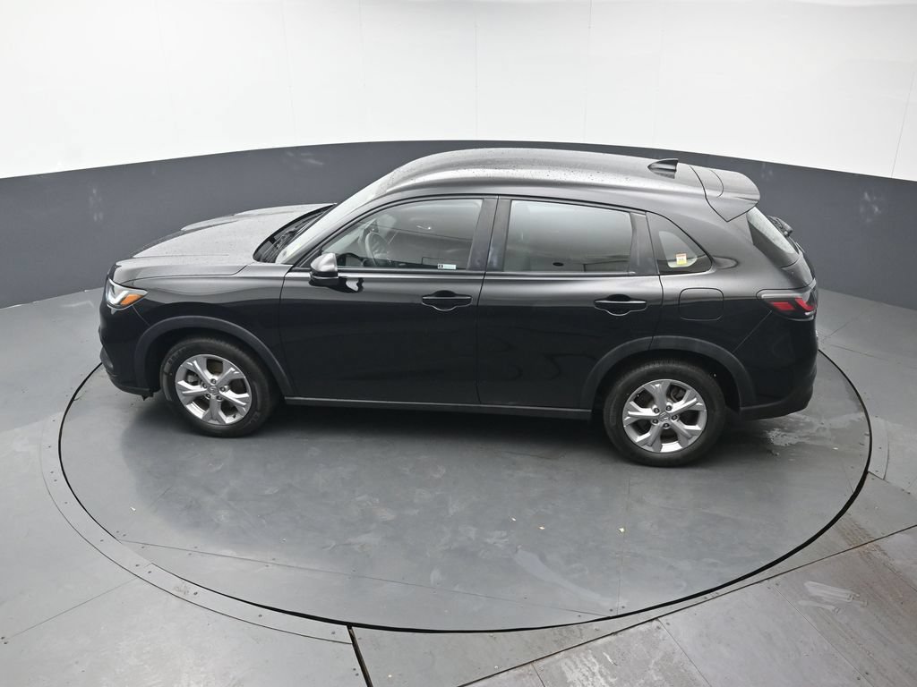 Used 2023 Honda HR-V LX image 33