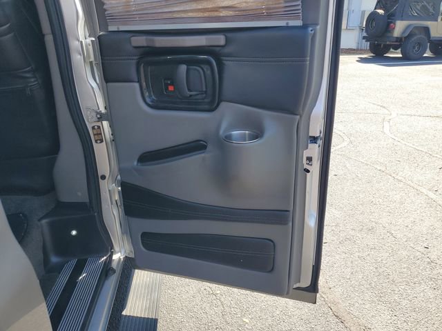 Used 2022 Chevrolet Express 2500 Extended w/ Enhanced Convenience Package image 25