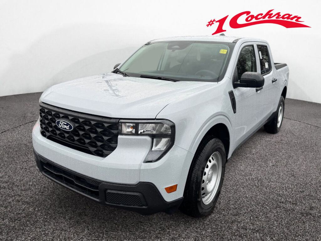 New 2025 Ford Maverick XL image 3